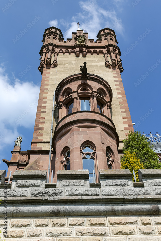 Fototapeta premium Schloss Drachenburg in Bonn, Germany
