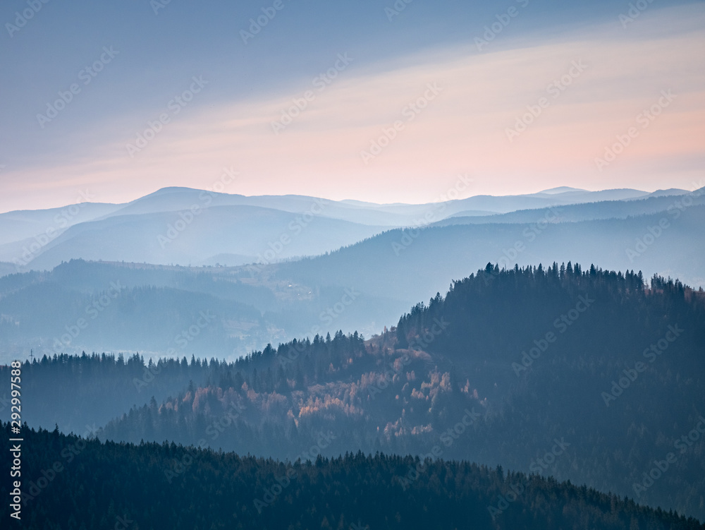 Obraz premium Mountain range in sunrise. Morning landscape