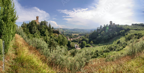 Fototapeta Naklejka Na Ścianę i Meble -  Castle and Tower in Brisighella - Italy
