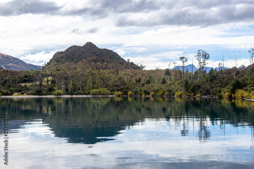 Fototapeta Naklejka Na Ścianę i Meble -  View of lake Wakatipu from a boat, Queenstown