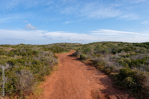 Küste, Klippen und Meer am Wanderweg „Rota Vicentina“ (Historischer Weg, Fischerweg) im Süden von Portugal 