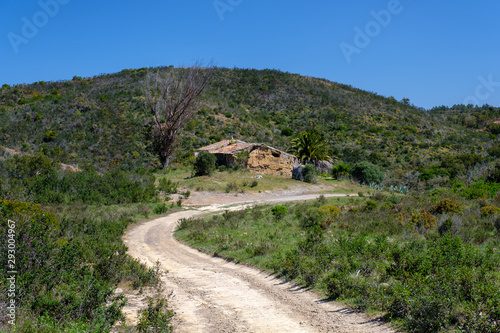 Landschaftan der „Rota Vicentina“ (Historischer Weg, Fischerweg) im Süden von Portugal 