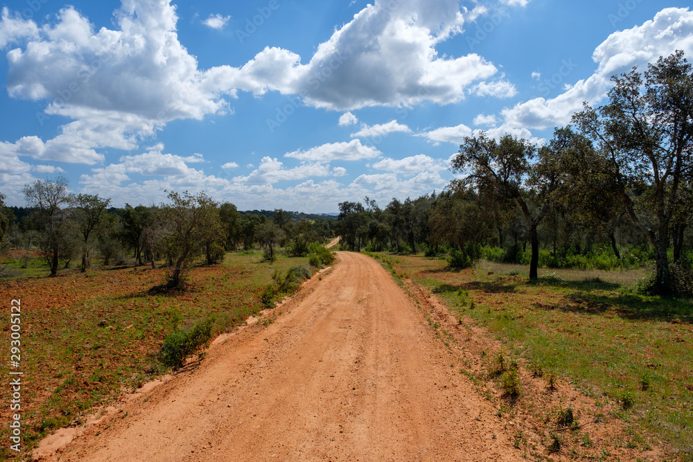 Landschaftan der „Rota Vicentina“ (Historischer Weg, Fischerweg) im Süden von Portugal 