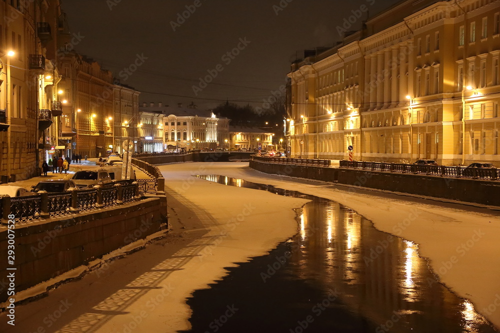 Night St. Petersburg in winter