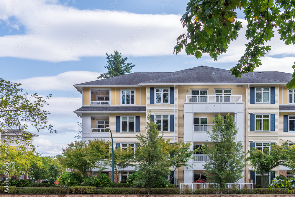 Fototapeta premium Modern Apartment Buildings in Vancouver, British Columbia, Canada.