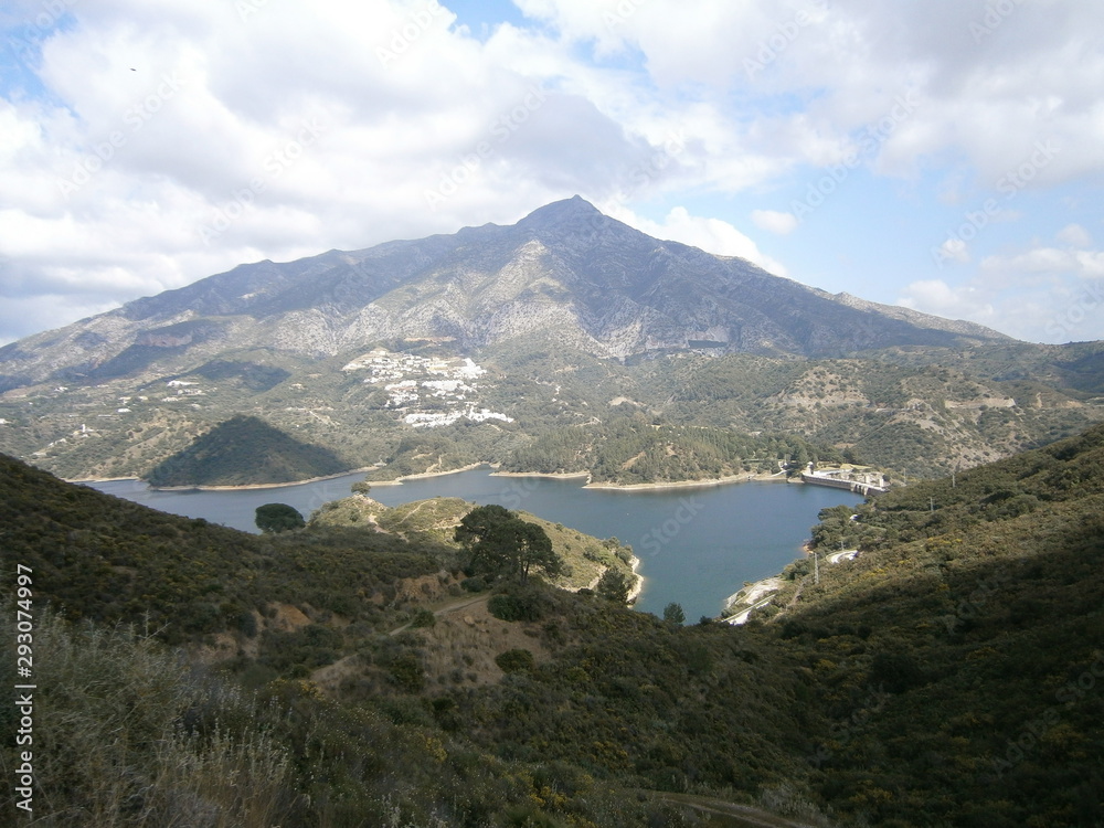 Embalse de la Concepción (El Angel Reservoir), and La Concha Mountain, Spain