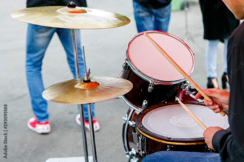 Fototapeta premium A closeup plane of street orchestra drum set