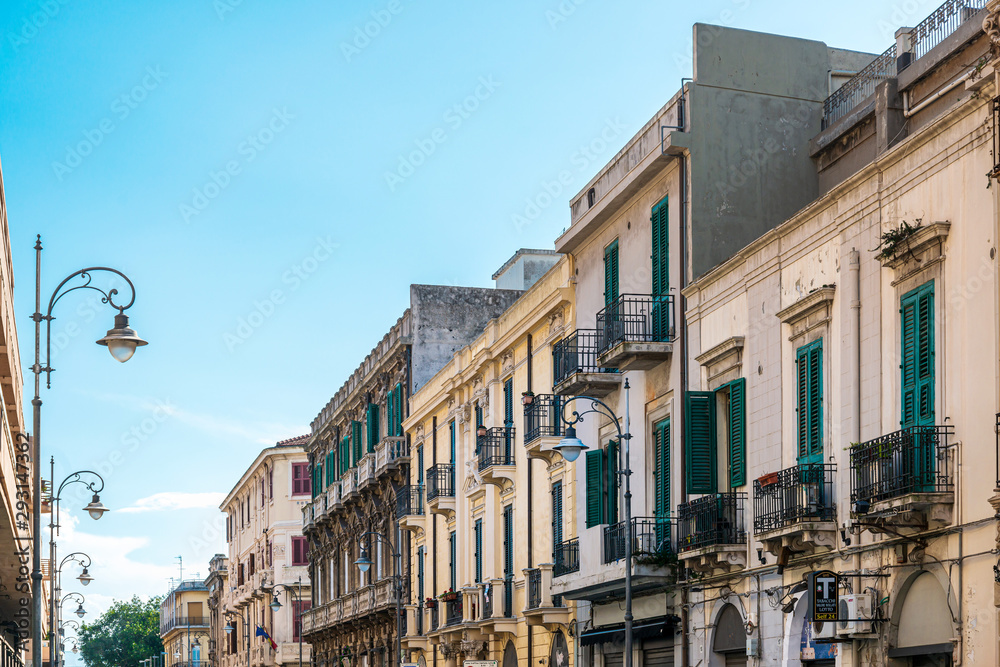 Obraz premium MESSINA, ITALY - January 20, 2019: Antique building view in Old Town Messina, Italy