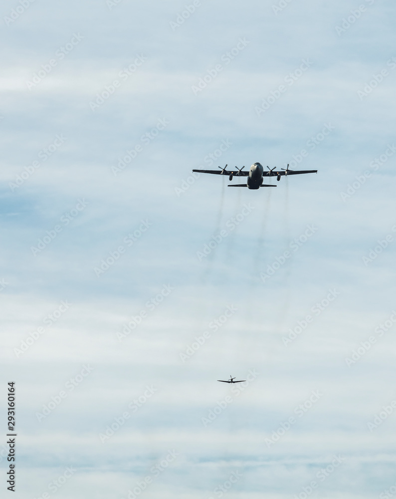planes approaching ede for para droppings planes approaching ede for para droppings