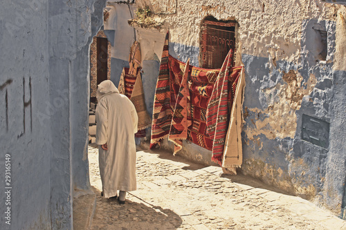 Chefchaouen nomad old man