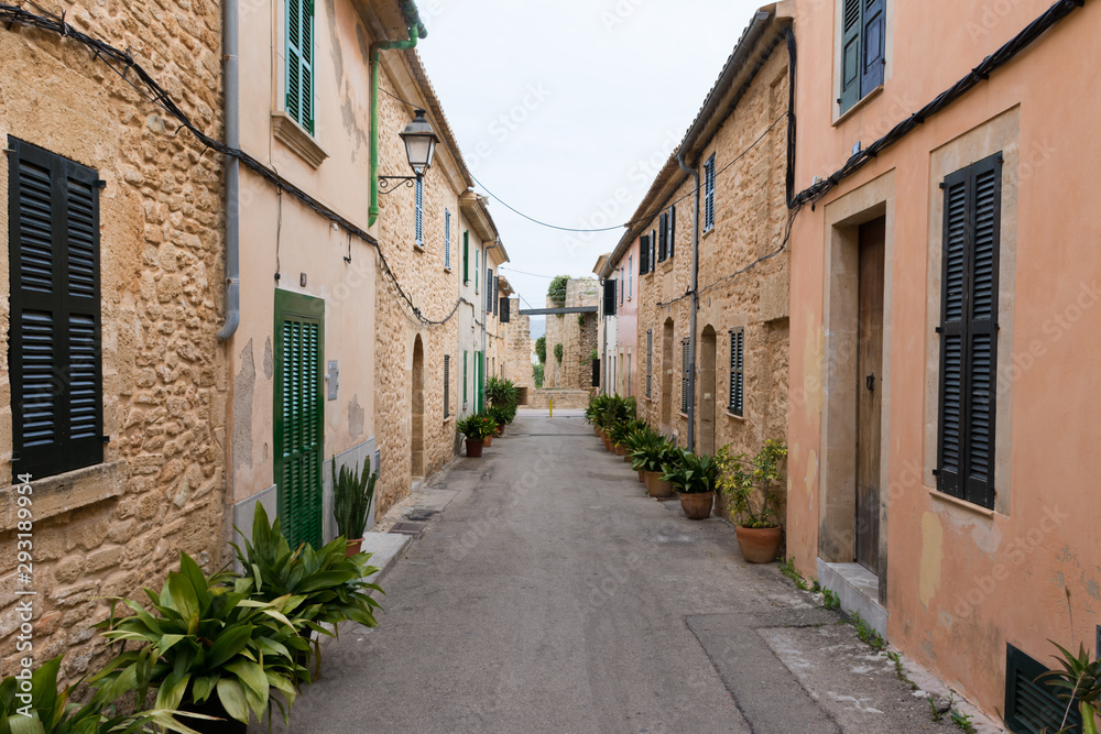 narrow street of Alcudia on the island of Mallorca