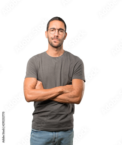 Serious young man looking up gesture © agongallud