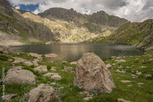 Fototapeta Naklejka Na Ścianę i Meble -  French Alps, Valley of Miracles, mountain lakes, pristine nature. Mercantour National Park