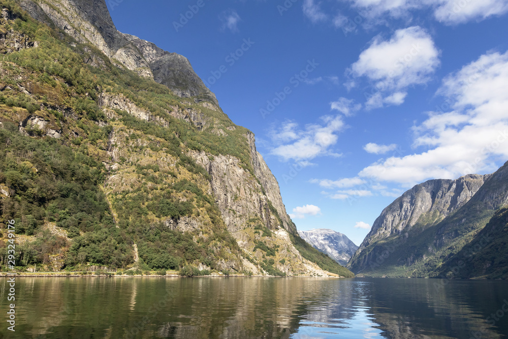 Nærøyfjord bei Gudvangen in Norwegen, Weltnaturerbe Westnorwegische Fjorde.