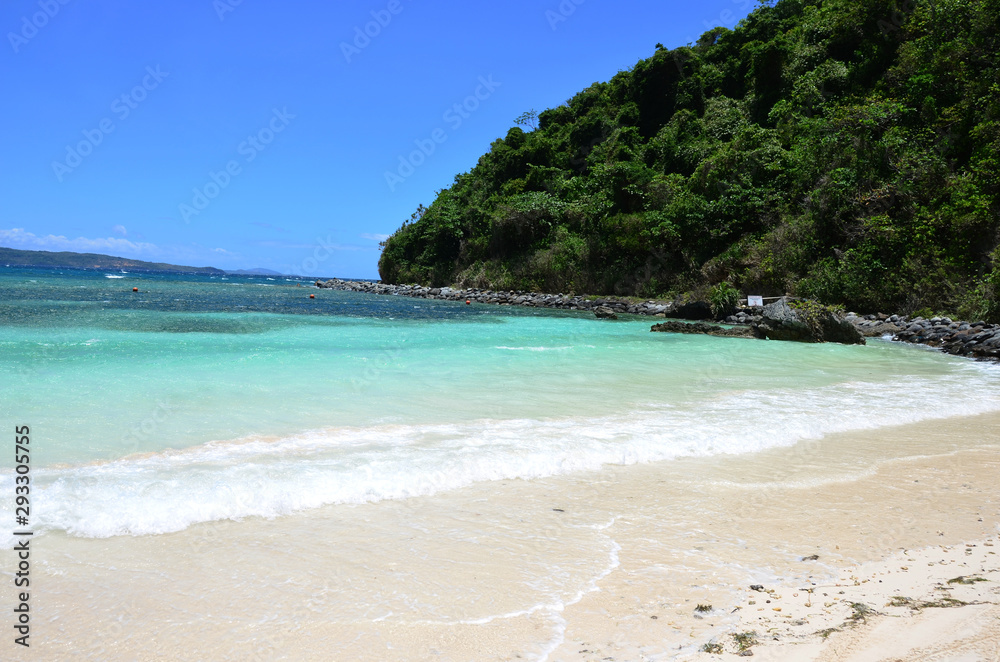 Crystal clear waters of the Philippines Crystal clear waters of the Philippines
