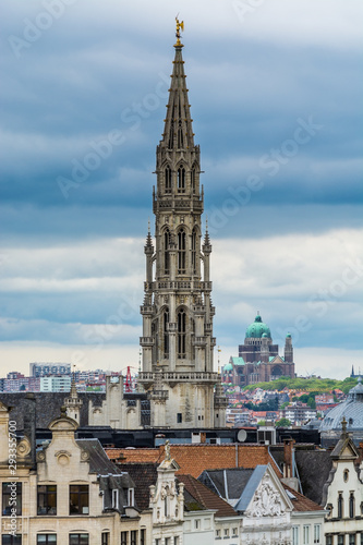 Cityscape of brussels with the landmark of tower against cloudy sky from the Monts des arts, brussels, Belgium. © zz3701