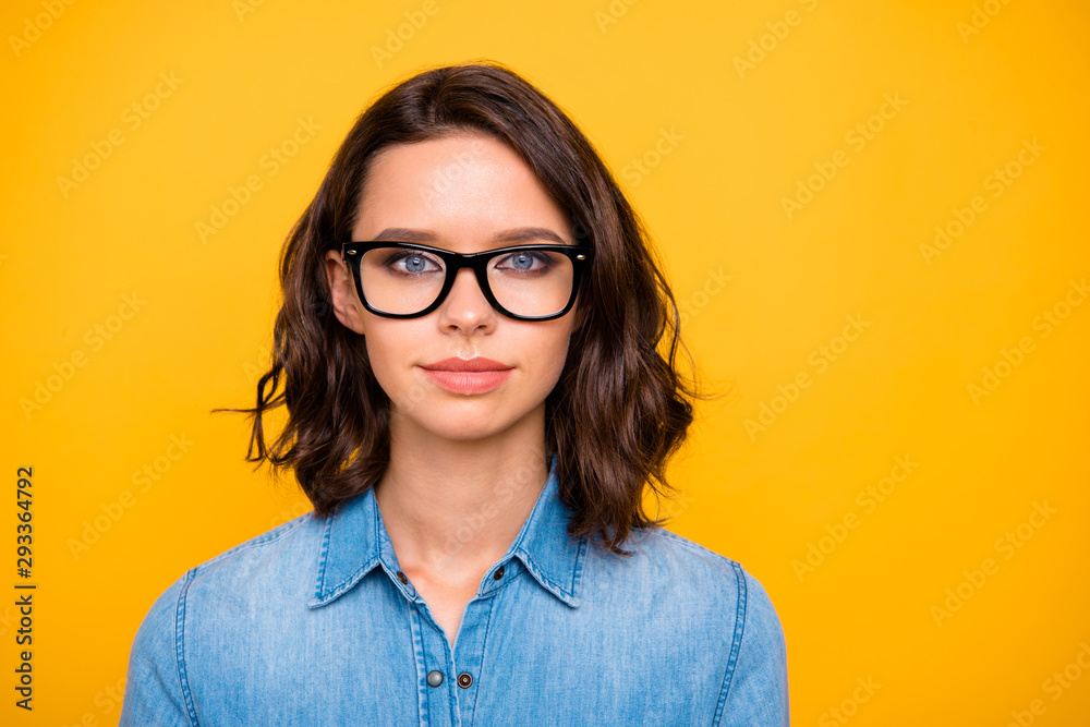 Close up photo of serious confident entrepreneur good looking real executive ready to solve work problems wear denim jeans clothes isolated over yellow color background Close up photo of serious confident entrepreneur good looking real executive ready to solve work problems wear denim jeans clothes isolated over yellow color background
