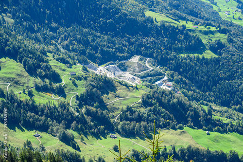 Kiesabbau am Fusse des Stanserhorns, Obwalden, Schweiz