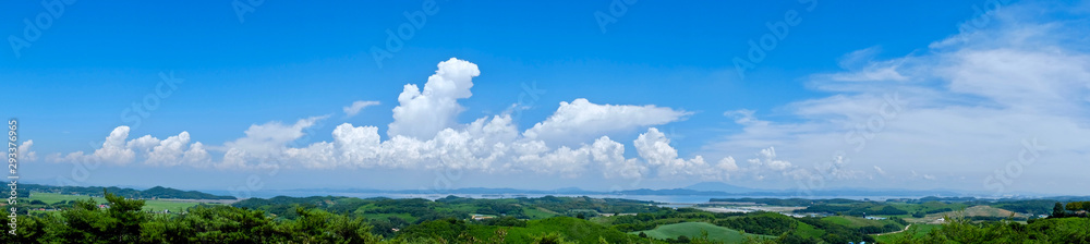 Sky and clouds from Taean Anmyeondo Arboretum. Sky and clouds from Taean Anmyeondo Arboretum.