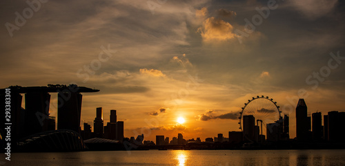 Photography Silhouette of Singapore cityscape at magic hour