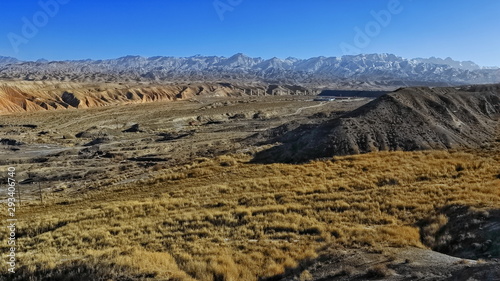 Central Altyn tagh-mountains seen from Nnal.Highway G315-North Xorkol basin. Xinjiang-China-0500