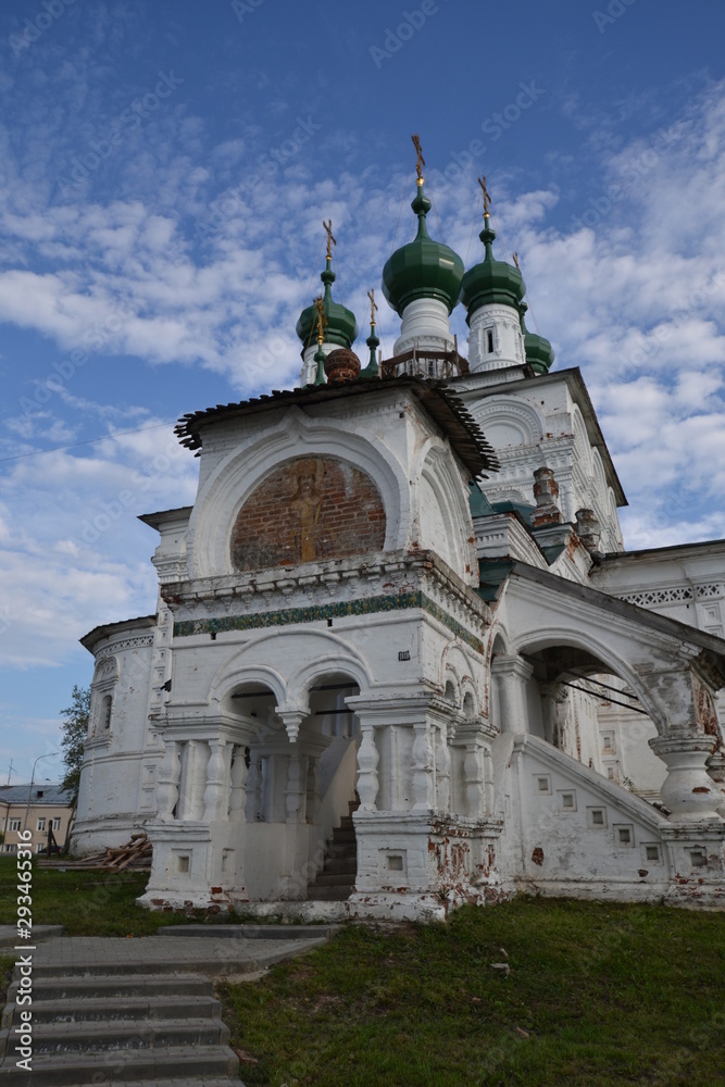 Trinity Cathedral in Solikamsk: northern Ural baroque