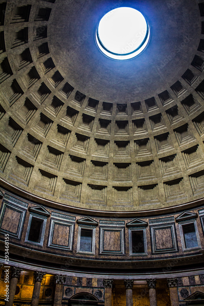 inside pantheon rome