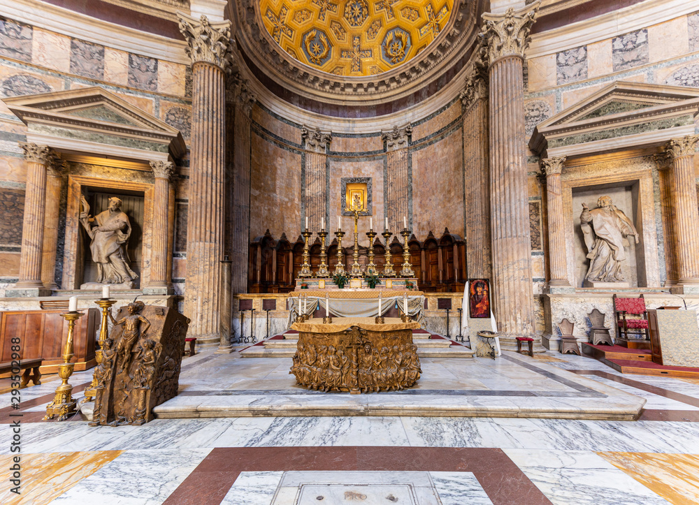 Obraz premium Details from interior of Pantheon in Rome, Italy