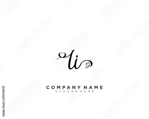 LI Initial handwriting logo
