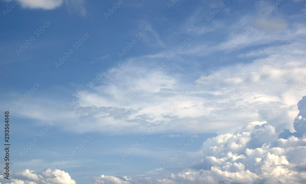 Obraz premium White clouds blue sky High angle air background
