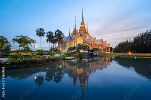 ์Wat Non Kum temple in thailand