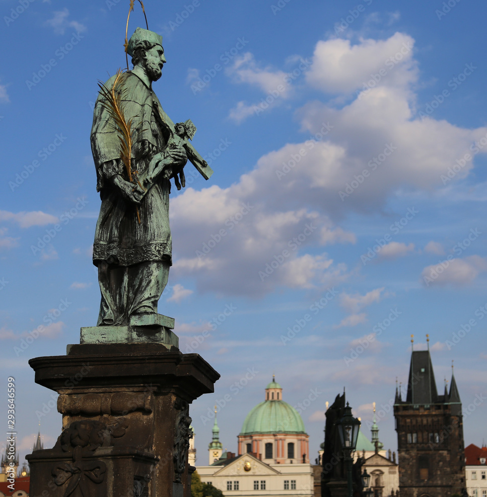 Obraz premium statue of John of Nepomuk in Prague