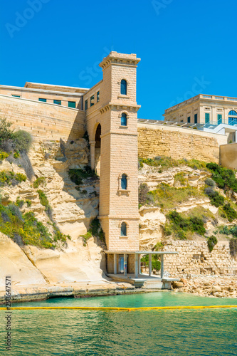 Obraz na plátne Landscape with old Fort Rinella, Kalkara, Malta