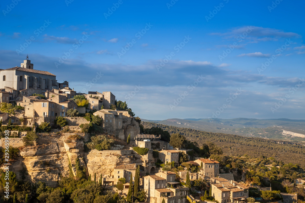 Fototapeta premium View at Gordes, Vaucluse, Provence-Alpes-Cote d'Azur, France, Europe