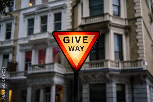 Photography Give way