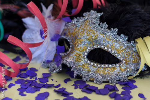 Fototapete Party Mask, Serpentines And Confetti. Holiday festive concept