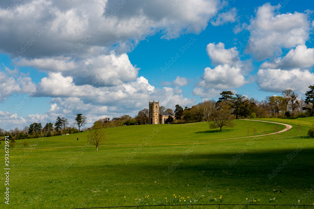 Obraz premium Panoramic view of the church at Croome in Gloucestershire