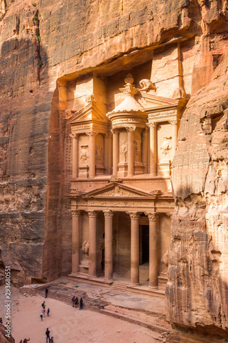 Al Khazneh - the treasury temple, ancient city of Petra, Jordan