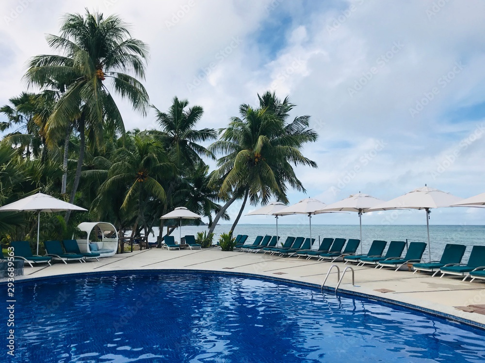 Obraz premium A pool in paradise