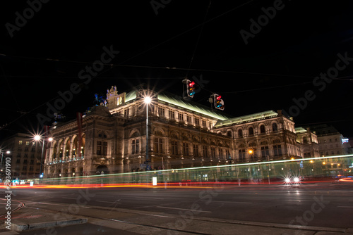 Vienna Opera House at Night, Traffic passing by 03