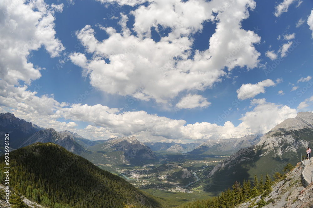 Fototapeta premium Landscape Glacier National Park Banff Hawaii