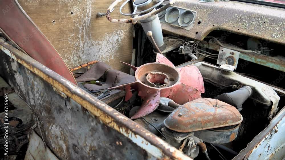 25139_Broken_engines_of_the_old_abandoned_bus_.mov 25139_Broken_engines_of_the_old_abandoned_bus_.mov