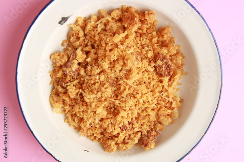 Las migas is a typical Spanish dish made with crumbs, onions and chorizo