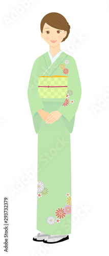 着物を着た女性　全身