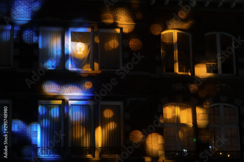 illuminations de noël sur une maison