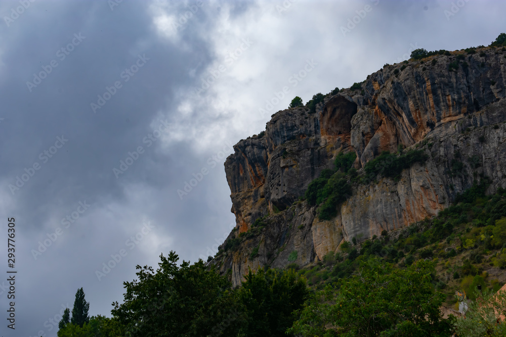 E l Calar , icono natural de la aldea de Benizar, Moratalla (España) E l Calar , icono natural de la aldea de Benizar, Moratalla (España)