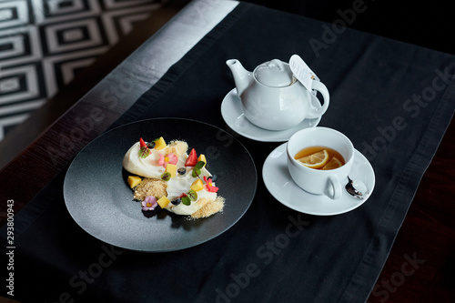 elegant table setting