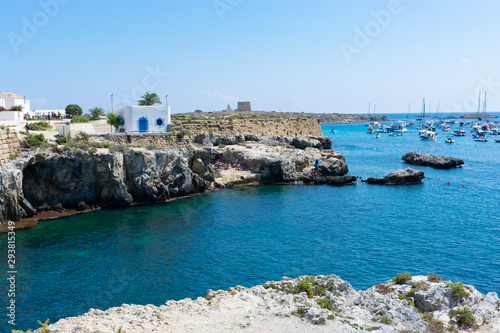 Isla de Tabarca  enfrente de el pueblo costero de Santa Pola en la provincia de Alicante(España)