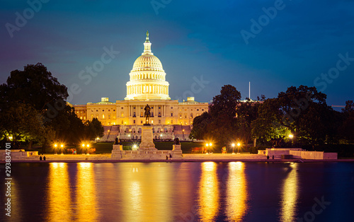 Fotografija Panorama of the Capitol of the Unites States in evening light with the Capitol Reflecting Pool in the foreground