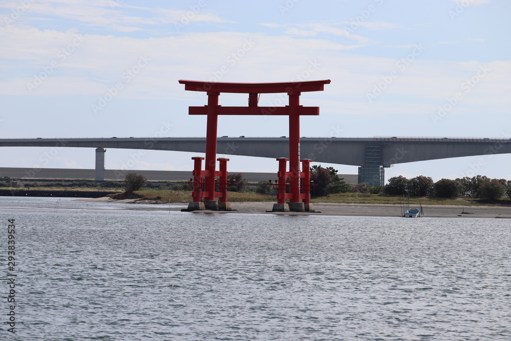 弁天島　鳥居